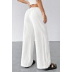 Kadın Beyaz Bol Kesim Cepli Geniş Paça Dökümlü Pantolon – Modern ve Şık Tasarım