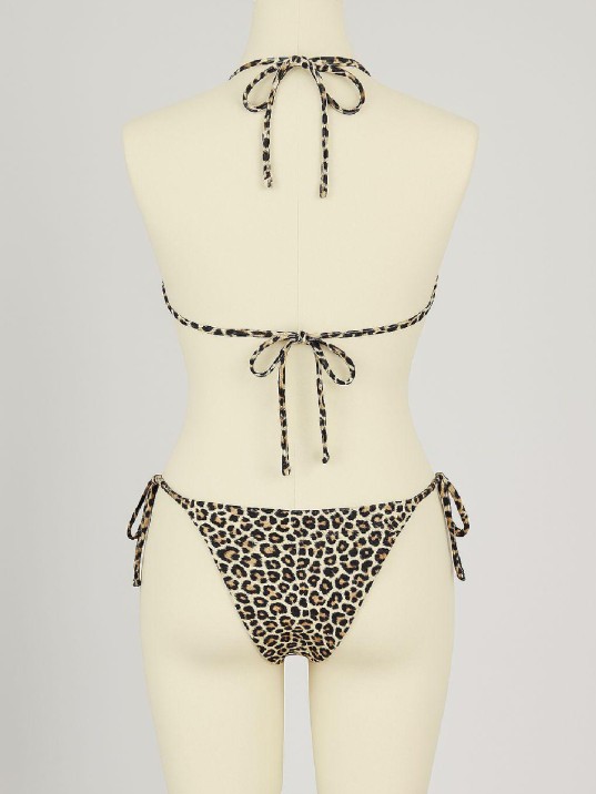 Kadın Siyah ve Leopar Detaylı Yandan Bağlamalı Bikini Takımı – Modern, Konforlu ve Günlük Kombinlere Uygun