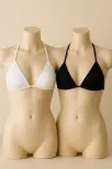 Kadın Siyah Ve Beyaz Minimal Kesim Üçgen Bikini Üstü – Modern Ve Şık Tasarım Kadın Siyah Ve Beyaz Minimal Kesim Üçgen Bikini Üstü – Modern Ve Şık Tasarım