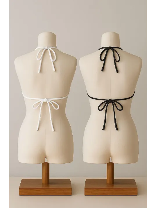 Kadın Siyah Ve Beyaz Minimal Kesim Üçgen Bikini Üstü – Modern Ve Şık Tasarım