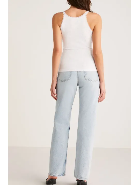 Kadın Beyaz Normal Kalıp Dantel Detalı Ince Askılı Oyuk Yaka Atlet – Modern Ve Şık Tasarım