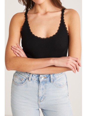 Kadın Siyah Normal Kalıp Dantel Detalı Ince Askılı Oyuk Yaka Atlet – Modern Ve Şık Tasarı Kadın Siyah Normal Kalıp Dantel Detalı Ince Askılı Oyuk Yaka Atlet – Modern Ve Şık Tasarı