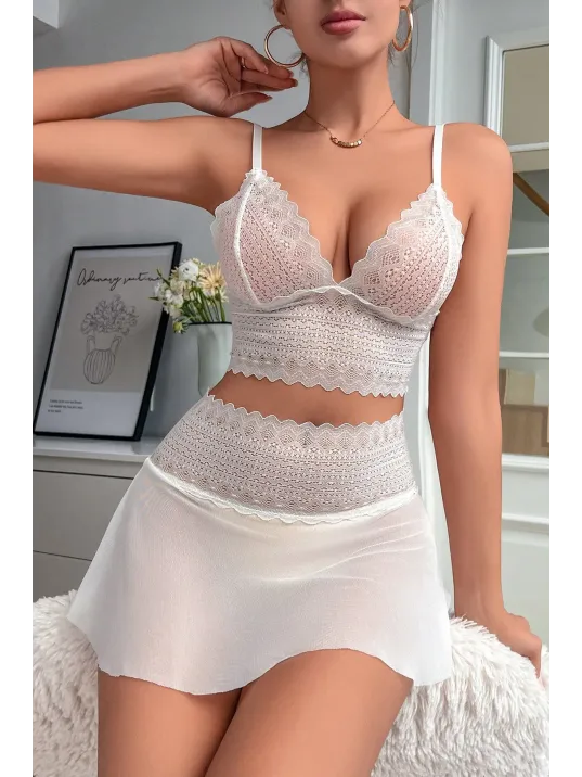 Kadın Beyaz Dantel Tül Detaylı Etekli Şık Gecelik Takımı – Modern, Konforlu