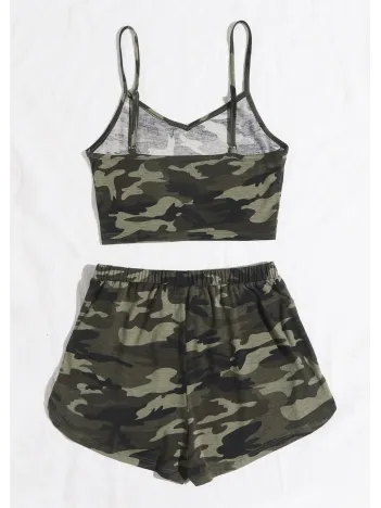 Kadın Kamuflaj Desenli Askılı Crop Top Ve Şortlu Gecelik Takım – Modern, Konforlu Ve Günlük Kombinlere Uygun