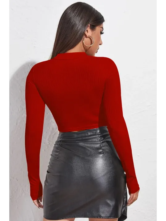 Kadın Kırmızı Göğüs Dekolteli Uzun Kollu Cut Out Crop Top Bluz – Şık, Rahat Ve Kolay Kombinlenebilir