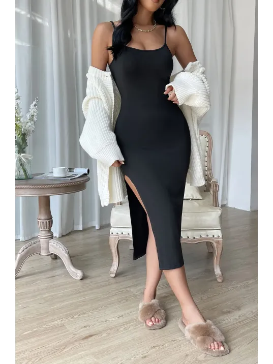 Kadın Siyah Yırtmaçlı Diz Altı Vücüdu Saran Gecelik