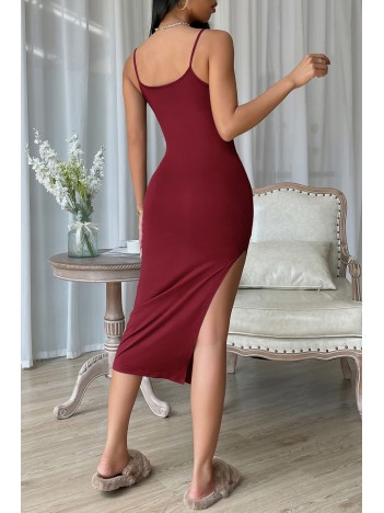 Kadın Bordo Yırtmaçlı Diz Altı Vücüdu Saran Gecelik