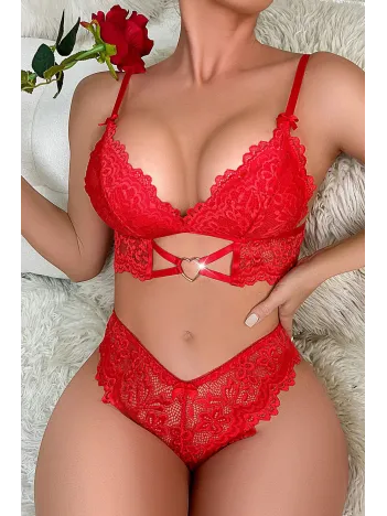 Kadın Kırmızı Kalp Tokalı Çapraz Lastik Detaylı Dantel İç Çamaşır Takımı – Modern, Konforlu