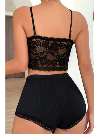 Kadın Kaşkorse Şortlu Dantelli Gecelik Takımı – Modern, Konforlu Ve Günlük Kombinlere Uygun