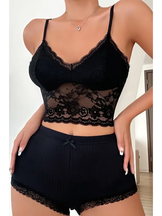 Kadın Kaşkorse Şortlu Dantelli Gecelik Takımı – Modern, Konforlu Ve Günlük Kombinlere Uygun