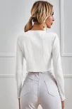 Kadın Beyaz Uzun Kollu Önden Bağlama Detaylı Crop Top Bluz – Şık, Rahat Ve Kolay Kombinlenebilir