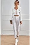 Kadın Beyaz Uzun Kollu Önden Bağlama Detaylı Crop Top Bluz – Şık, Rahat Ve Kolay Kombinlenebilir