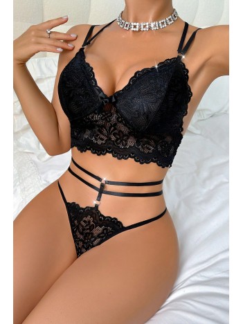 Kadın Siyah Çift Sıra Çapraz Askılı Cut-out Tanga Detaylı Şık Takım – Modern, Konforlu Ve Günlük Kombinlere Uygun