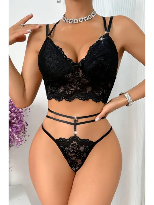 Kadın Siyah Çift Sıra Çapraz Askılı Cut-out Tanga Detaylı Şık Takım – Modern, Konforlu Ve Günlük Kombinlere Uygun