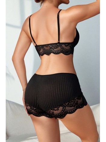 Kadın Siyah Kaşkorse Ve Dantel Detaylı Şortlu Gecelik Takım Kadın Siyah Kaşkorse Ve Dantel Detaylı Şortlu Gecelik Takım