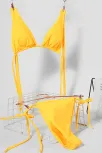 Kadın Sarı Yandan Bağlamalı Tangalı Üçgen Bikini Mayo Takımı – Modern, Konforlu Ve Günlük Kombinlere Uygun