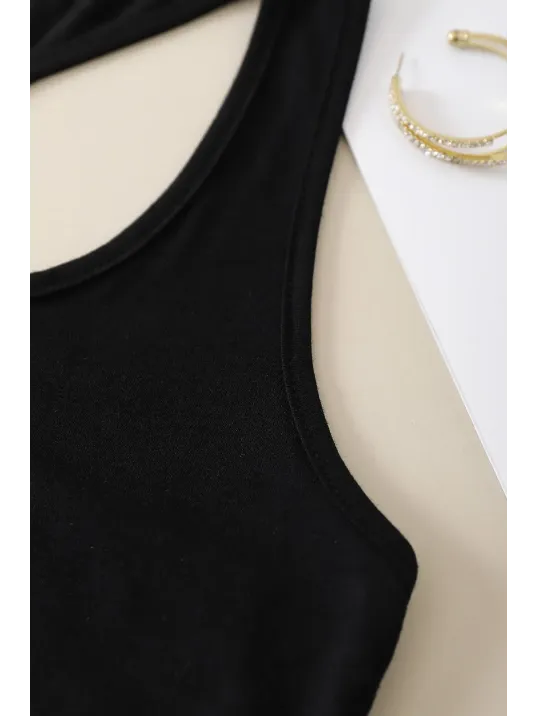 Kadın Siyah Beyaz Lastikli Çapraz Crop Toplu Şortlu Gecelik Takım – Modern, Konforlu Ve Günlük Kombinlere Uygun