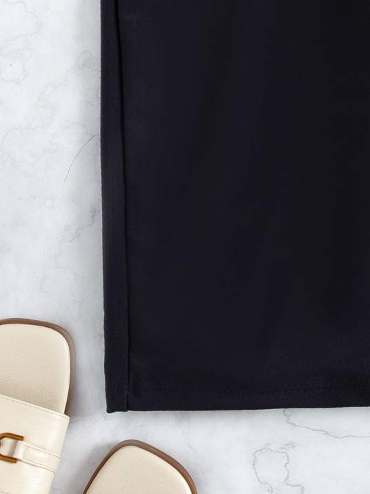 Kadın Siyah Önden Bağcıklı Deniz Şortu – Modern Ve Şık Tasarım Kadın Siyah Önden Bağcıklı Deniz Şortu – Modern Ve Şık Tasarım