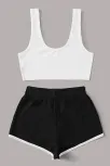 Kadın Siyah Şortlu Beyaz Croplu Gecelik Takımı – Modern, Konforlu Ve Günlük Kombinlere Uygun