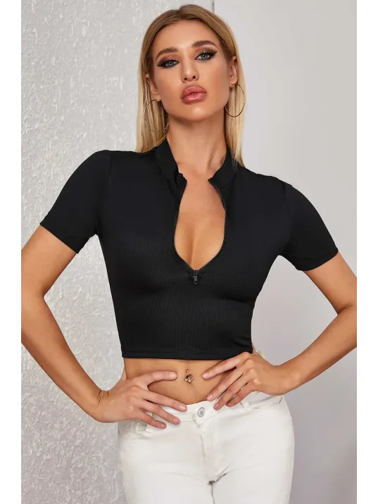 Kadın Siyah Yarım Fermuarlı Ve Kısa Kollu Crop Top Bluz