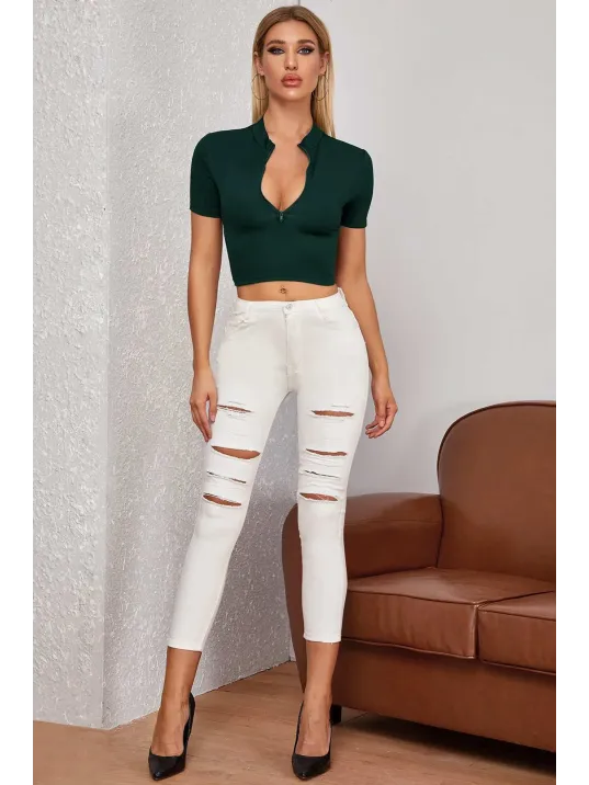 Kadın Yeşil Yarım Fermuarlı Ve Kısa Kollu Crop Top Bluz – Şık, Rahat Ve Kolay Kombinlenebilir