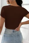 Kadın Kahverengi Yarım Kol Düz Yaka Crop Top Bluz – Şık, Rahat Ve Kolay Kombinlenebilir