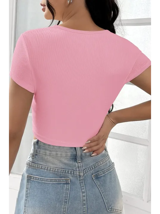 Kadın Pembe Yarım Kol Düz Yaka Crop Top Bluz – Şık, Rahat Ve Kolay Kombinlenebilir