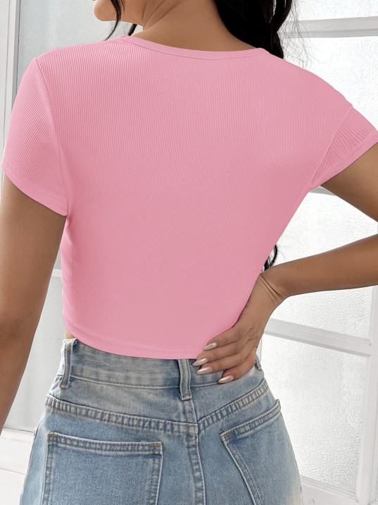 Kadın Pembe Yarım Kol Düz Yaka Crop Top Bluz – Şık, Rahat Ve Kolay Kombinlenebilir