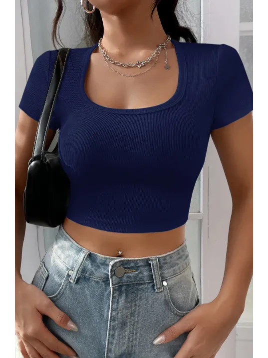 Kadın Lacivert Yarım Kol Düz Yaka Crop Top Bluz – Şık, Rahat Ve Kolay Kombinlenebilir