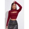 Kadın Bordo Göğüs Dekolteli Uzun Kollu Cut Out Crop Top Bluz – Şık, Rahat ve Kolay Kombinlenebilir