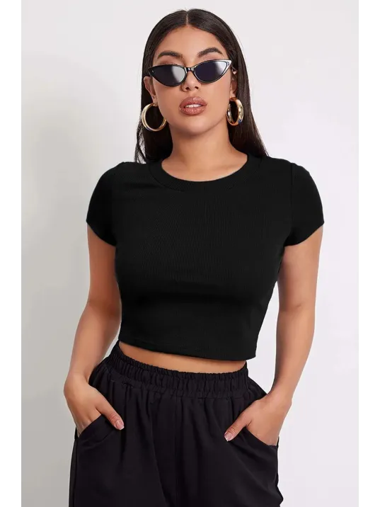 Kadın Siyah Yuvarlak Yaka Yarım Kol Crop Top Bluz – Şık, Rahat Ve Kolay Kombinlenebilir