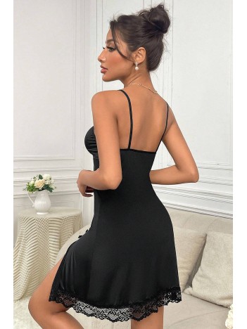 Kadın Siyah Dantelli Fiyonklu Ve Yırtmaçlı Şık Gecelik – Modern Ve Şık Tasarım