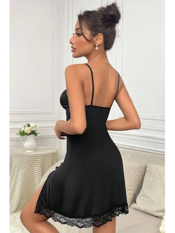 Kadın Siyah Dantelli Fiyonklu Ve Yırtmaçlı Şık Gecelik – Modern Ve Şık Tasarım Kadın Siyah Dantelli Fiyonklu Ve Yırtmaçlı Şık Gecelik – Modern Ve Şık Tasarım