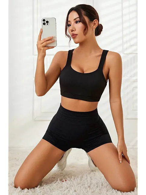 Kadın Siyah Sırtı Açık Derin Göğüs Dekolteli Şık Crop Top Bluz – Şık, Rahat Ve Kolay Kombinlenebilir