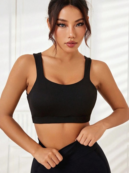 Kadın Siyah Sırtı Açık Derin Göğüs Dekolteli Şık Crop Top Bluz – Şık, Rahat Ve Kolay Kombinlenebilir