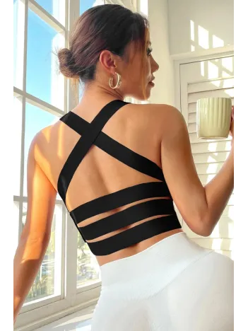 Kadın Siyah Sırtı Çapraz Lastik Detaylı Crop Top Bluz – Şık, Rahat Ve Kolay Kombinlenebilir