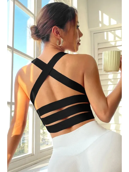 Kadın Siyah Sırtı Çapraz Lastik Detaylı Crop Top Bluz – Şık, Rahat Ve Kolay Kombinlenebilir