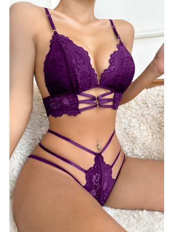 Kadın Mor Dantel Cut-out Detaylı Şık Sütyen Ve Külot Takımı – Modern, Konforlu Ve Günlük Kombinlere Uygun Kadın Mor Dantel Cut-out Detaylı Şık Sütyen Ve Külot Takımı – Modern, Konforlu Ve Günlük Kombinlere Uygun