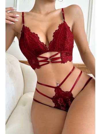 Kadın Bordo Dantel Cut-Out Detaylı Şık Sütyen ve Külot Takımı – Modern, Konforlu ve Günlük Kombinlere Uygun
