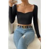 Kadın Siyah Uzun Kol Göğüs Dekolteli Şık Crop Top Bluz – Şık, Rahat ve Kolay Kombinlenebilir