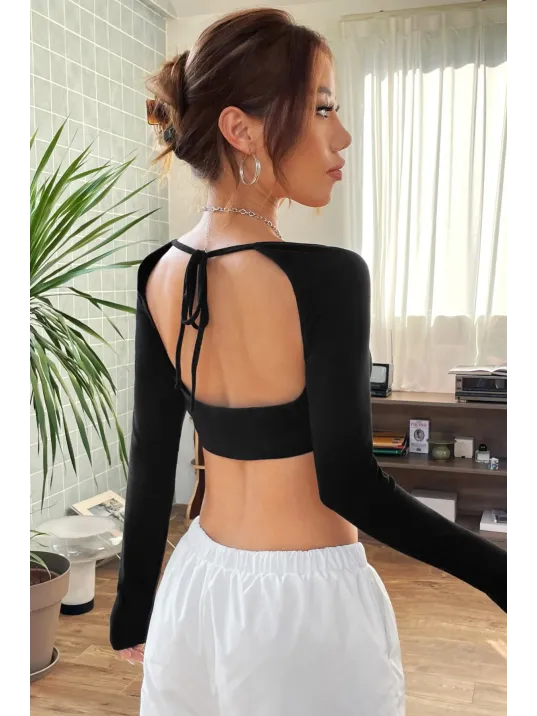 Kadın Siyah Uzun Kol Göğüs Ve Sırt Dekolteli Crop Top Bluz – Şık, Rahat Ve Kolay Kombinlenebilir