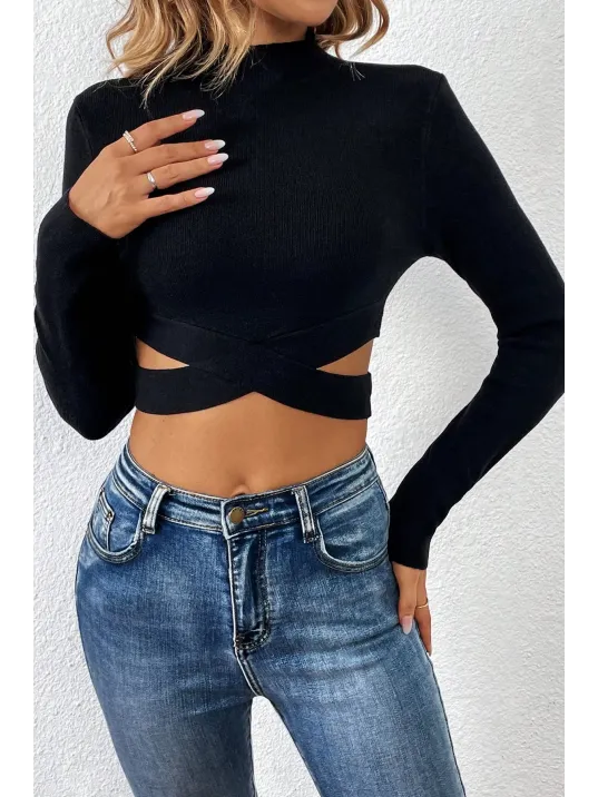 Kadın Siyah Çapraz Bel Detaylı Dik Yaka Uzun Kol Crop Top Bluz – Şık, Rahat Ve Kolay Kombinlenebilir