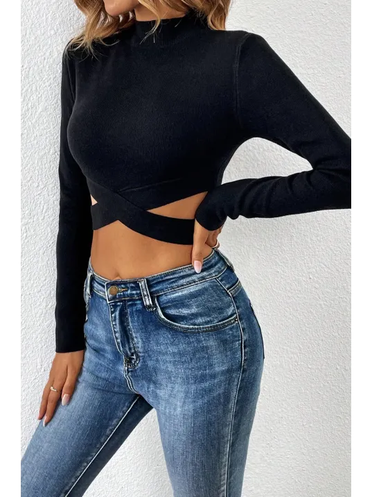 Kadın Siyah Çapraz Bel Detaylı Dik Yaka Uzun Kol Crop Top Bluz – Şık, Rahat Ve Kolay Kombinlenebilir