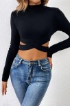 Kadın Siyah Çapraz Bel Detaylı Dik Yaka Uzun Kol Crop Top Bluz – Şık, Rahat Ve Kolay Kombinlenebilir Kadın Siyah Çapraz Bel Detaylı Dik Yaka Uzun Kol Crop Top Bluz – Şık, Rahat Ve Kolay Kombinlenebilir
