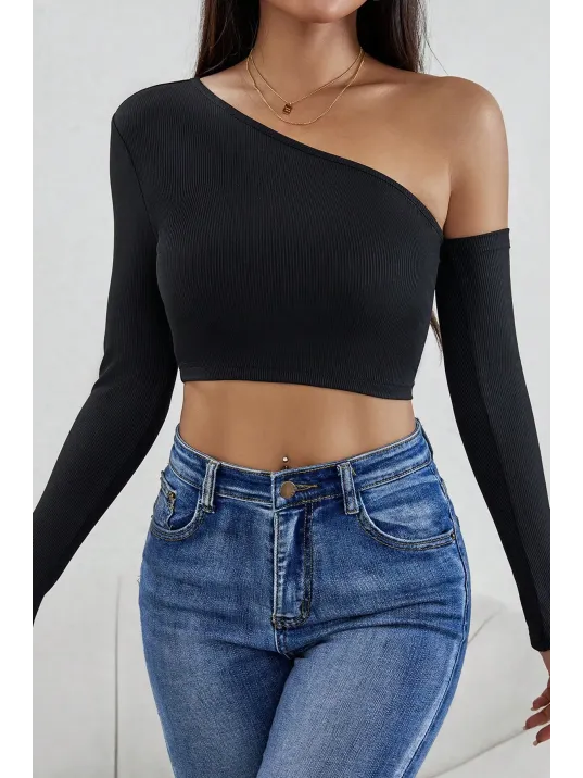 Kadın Siyah Tek Omuz Detaylı Uzun Kol Crop Top Bluz – Şık, Rahat Ve Kolay Kombinlenebilir