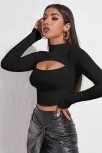 Kadın Siyah Göğüs Dekolteli Uzun Kollu Cut Out Crop Top Bluz – Şık, Rahat Ve Kolay Kombinlenebilir