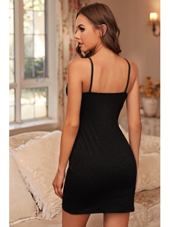 Kadın Siyah Tek Göğsü Dantelli Yırtmaçlı Şık Gecelik – Modern Ve Şık Tasarım