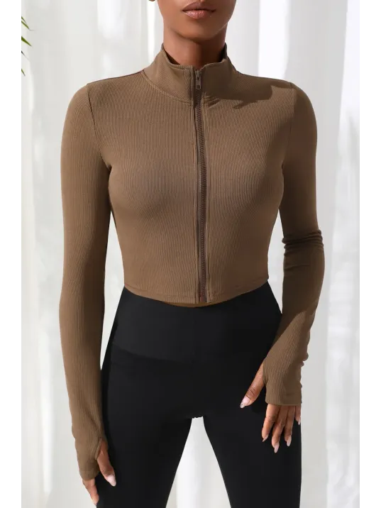 Kadın Kahverengi Uzun Kol Fermuarlı Parmak Geçme Detaylı Dik Yaka Crop Top Bluz – Şık, Rahat Ve Kolay Kombinlenebilir