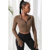 Kadın Kahverengi Uzun Kol Fermuarlı Parmak Geçme Detaylı Dik Yaka Crop Top Bluz – Şık, Rahat ve Kolay Kombinlenebilir