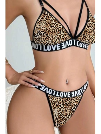Kadın Leopar Desenli Love Yazı Detaylı Harness İç Çamaşır Takımı – Modern, Konforlu Ve Günlük Kombinlere Uygun Kadın Leopar Desenli Love Yazı Detaylı Harness İç Çamaşır Takımı – Modern, Konforlu Ve Günlük Kombinlere Uygun